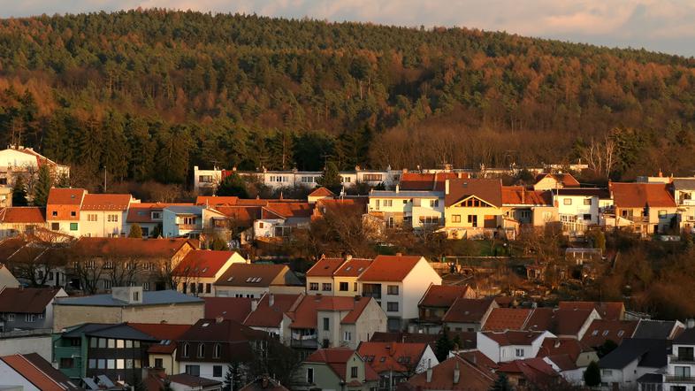 DRŽAVA UVEDLA NOVE ZAHTEVE ZA PRODAJALCE. TO JE SLEDILO...