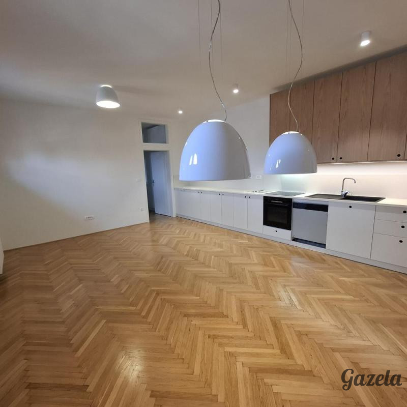 Lj. Center - STANOVANJE